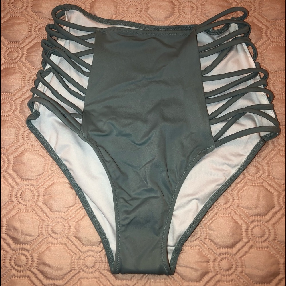 TURQUOISE High Waisted Bottom ✨